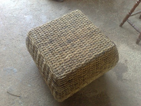 PUFF QUADRADO OVAL